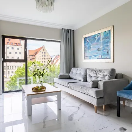 Mira Apartament *